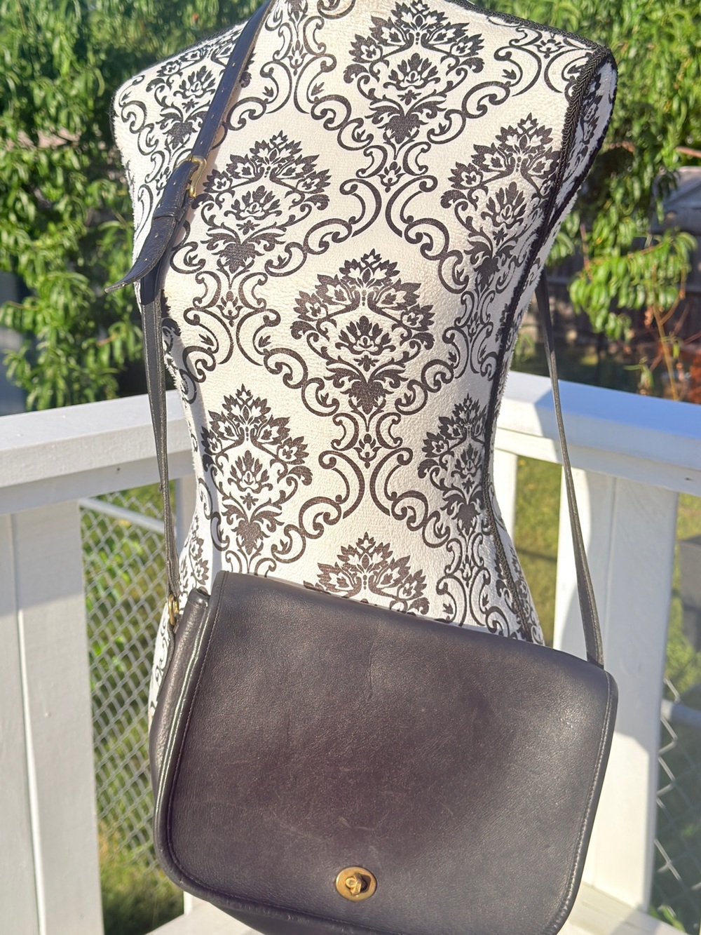 Vintage Laura U.S.A. Genuine Leather Flap Shoulder / Crossbody Bag